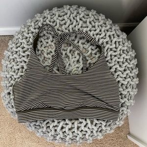 Lululemon sports bra (size 4)